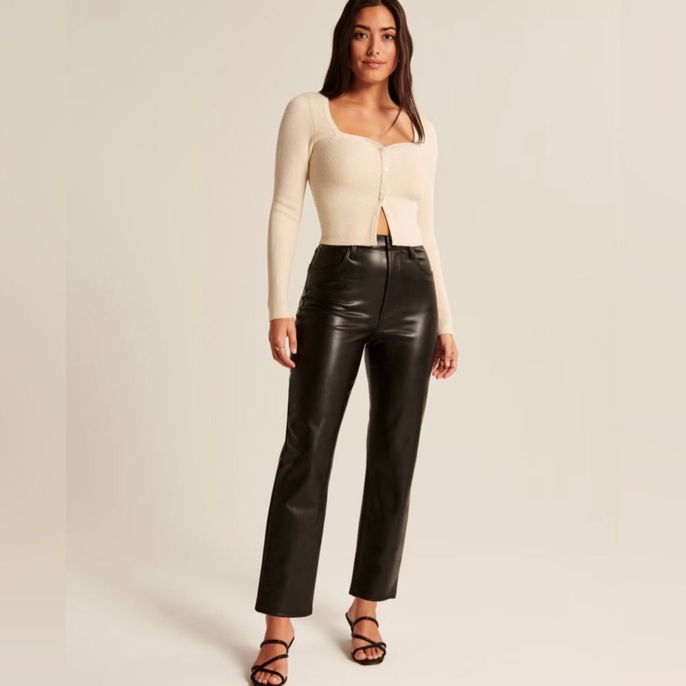 Abercrombie Curve Love Vegan Leather Ultra High Rise Ankle Straight Pants 26S
